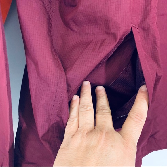 Nike Virginia Tech Hokies jacket water storm fit - Picture 6 of 7